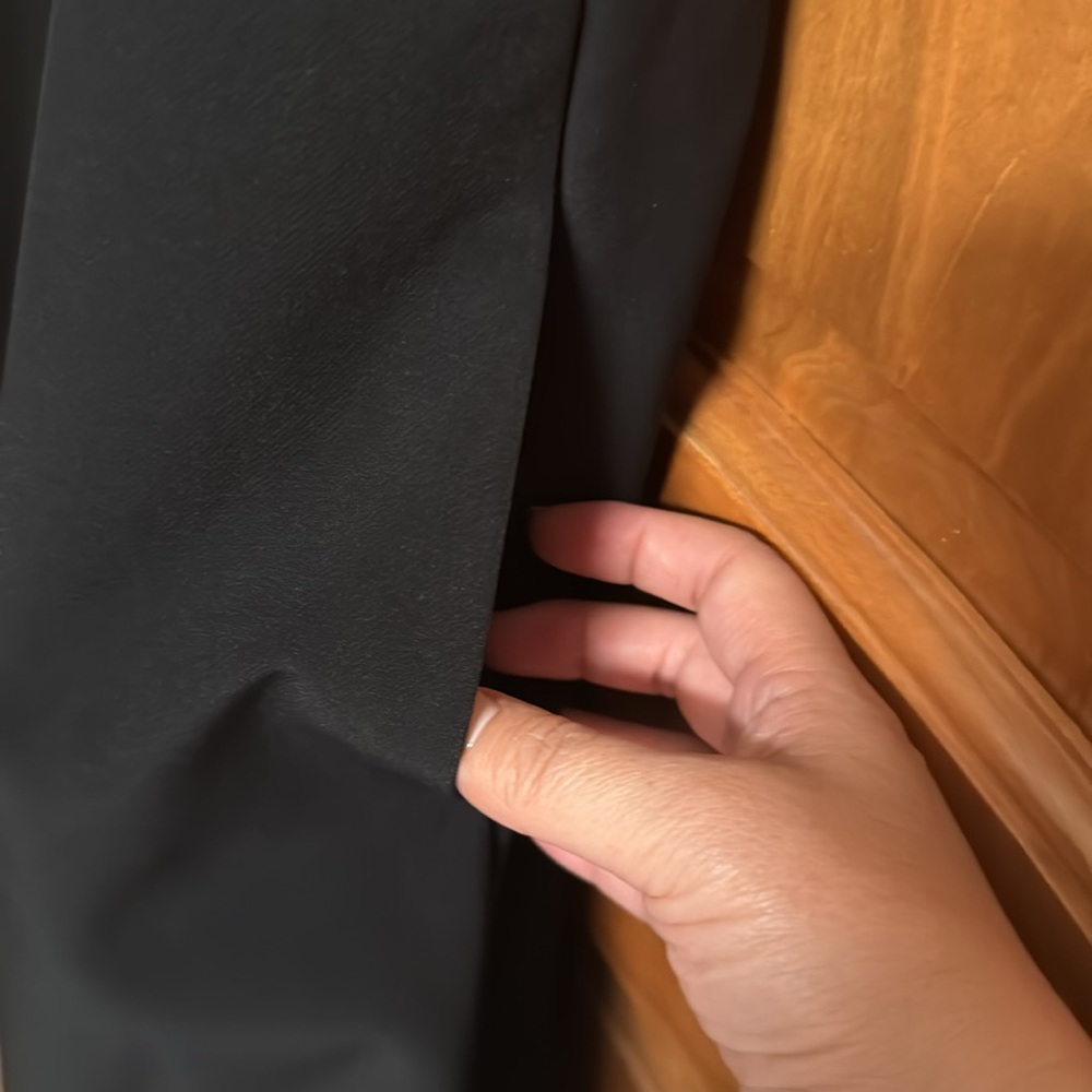 Banana Republic Black Scalloped A Line Dress with pockets - Picture 5 of 5